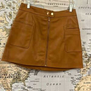 Free People Tan & Gold Faux Leather Front Zip Mini Skirt Size 8